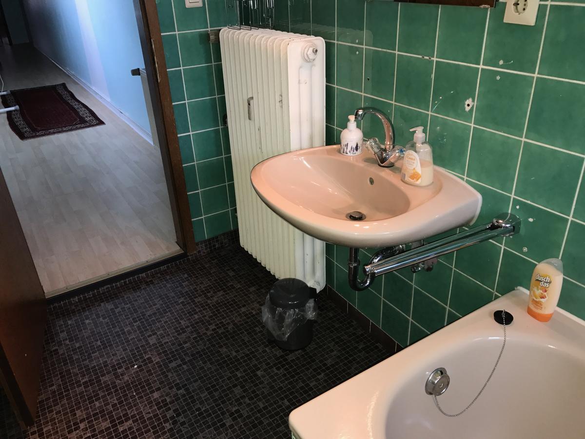 A&S Hostel Бон Екстериор снимка
